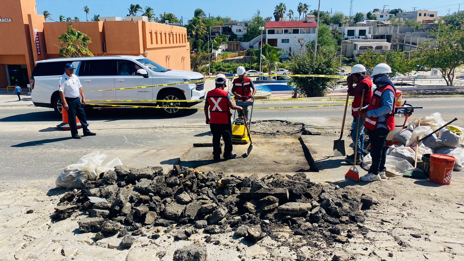 Contin A Oomsapas Los Cabos Trabajando En La Reparaci N De Tuber As De